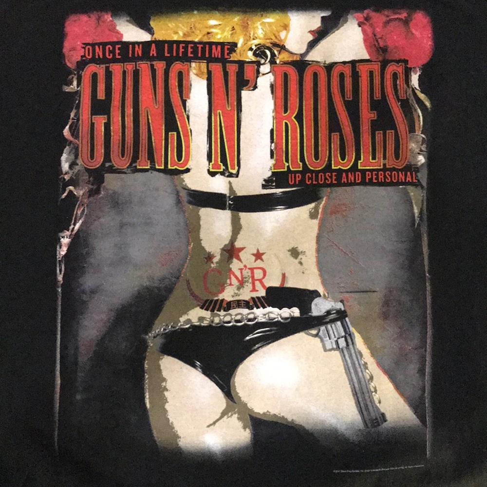 Men’s 2XL Guns N’ Roses 2012 Tour t-shirt